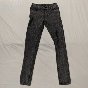 (26 x 31) Acid Wash Jeans